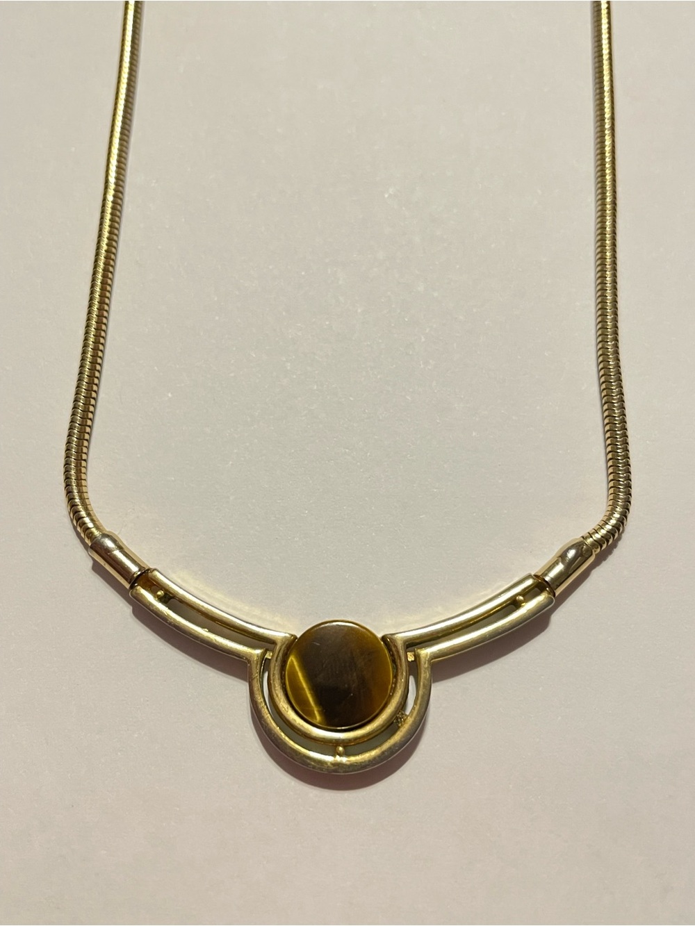 Vintage Gold Tone Cats Eye Necklace #0269